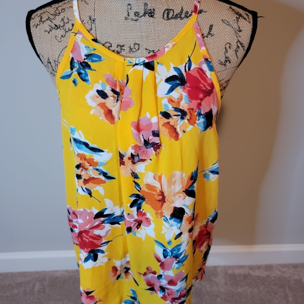 NWOT Papermoon yellow floral sleeveless top